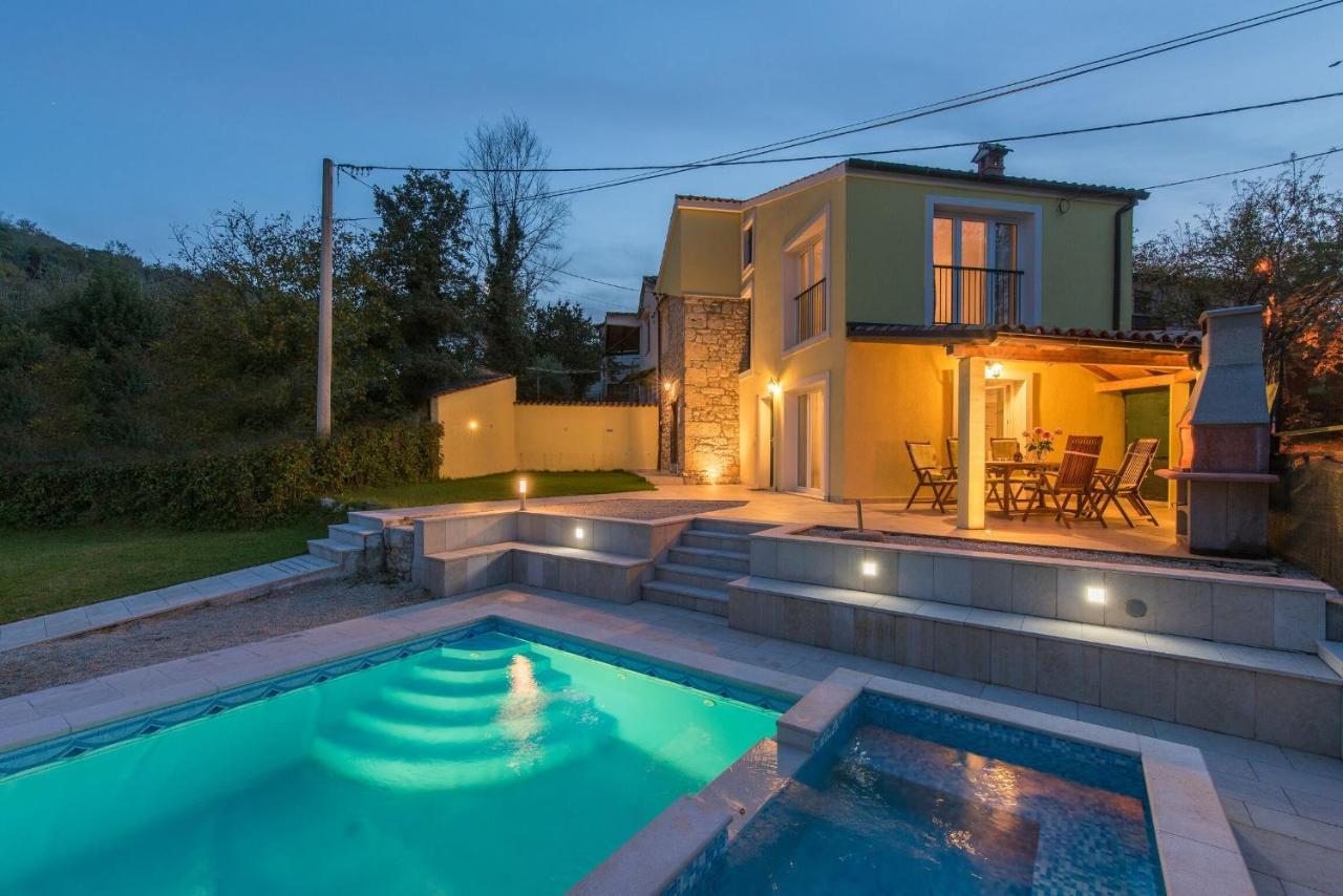 Villa Ana Мотовун Экстерьер фото
