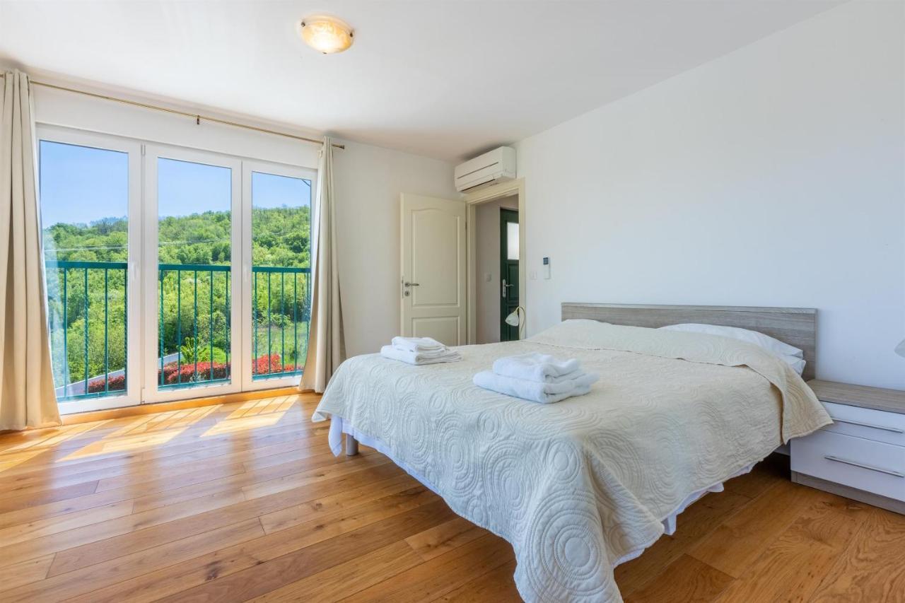 Villa Ana Мотовун Экстерьер фото