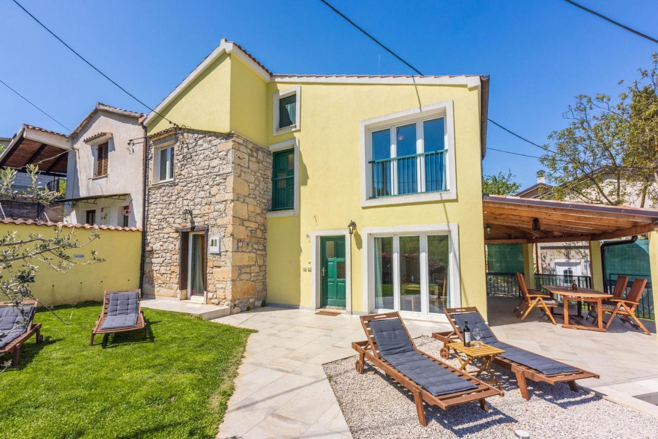 Villa Ana Мотовун Экстерьер фото