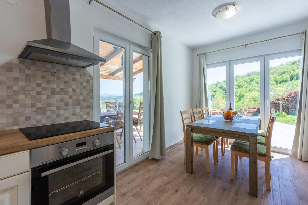 Villa Ana Мотовун Экстерьер фото