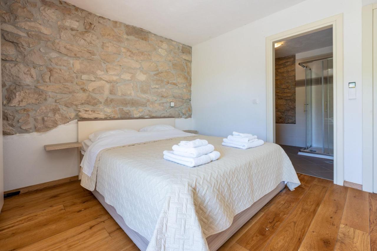 Villa Ana Мотовун Экстерьер фото